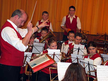 Jugendkapelle beim Theater 2003_9