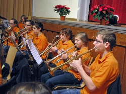 Jugendkapelle spielt bei der Theaterveranstaltung 2012