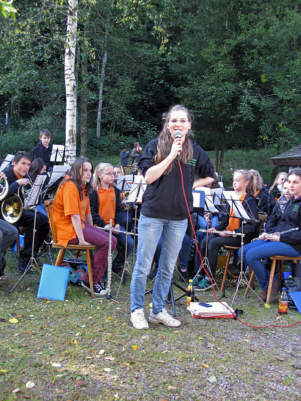 Zwiebelkuchenfest Jugendkapelle 2012_5